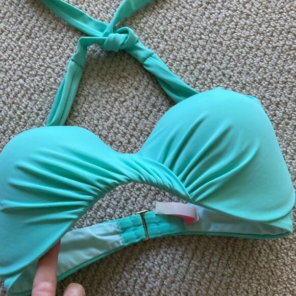 Victoria’s Secret Underwire Halter Bikini Swim Top Mint Green 32DD Adjustable - Picture 3 of 8